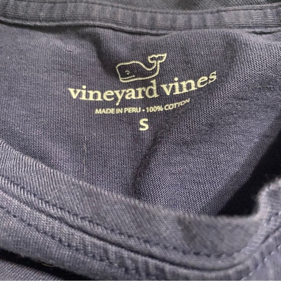 Vineyard Vines Blue Garment Dyed Vintage Whale Pocket T Shirt - Picture 4 of 5